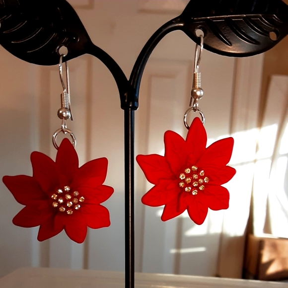 Hand Crafted Poinsettia Earrings Red Christmas Pierced - Picture 3 of 3